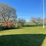 Landejendom Дом отдыха Богенсе