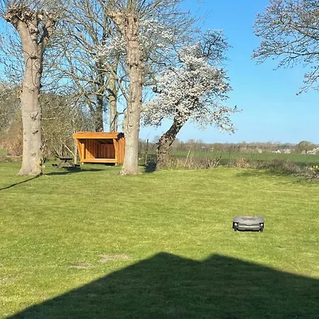 بيت للعطل Landejendom بوجنسي